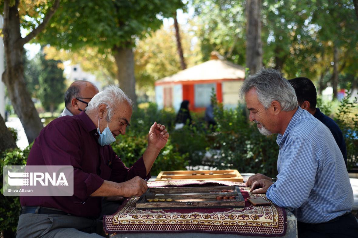 خبرنگاران 30 درصد از جمعیت کشور را تا 30 سال آینده سالمندان خبرنگاران 30 درصد از جمعیت کشور را تا 30 سال آینده سالمندان تشکیل می دهند