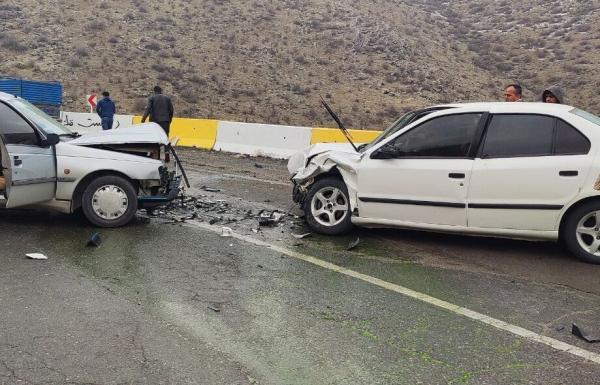 خبرنگاران تصادفات جاده ای همدان 19 مصدوم برجا گذاشت